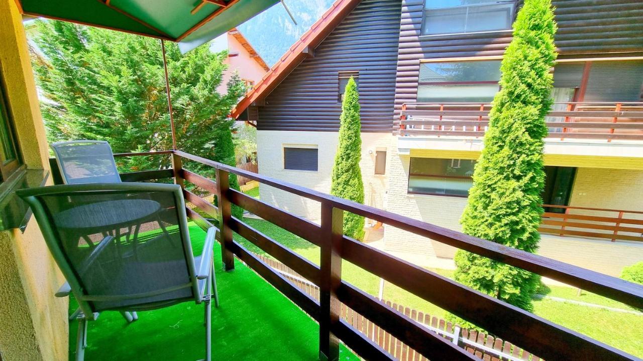 Casa Cu Brazi Hotel Buşteni Екстериор снимка